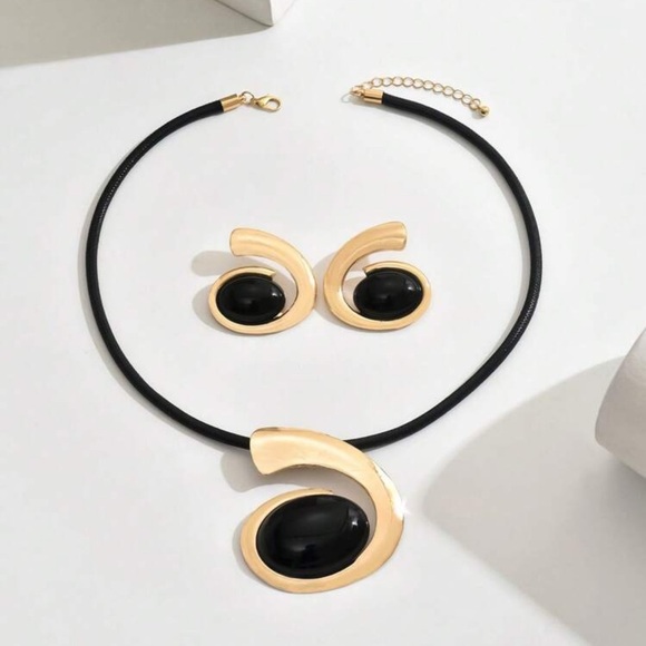 jewelry set Jewelry - ✨ Gold & Black Statement Jewelry Set – Necklace & Earrings ✨